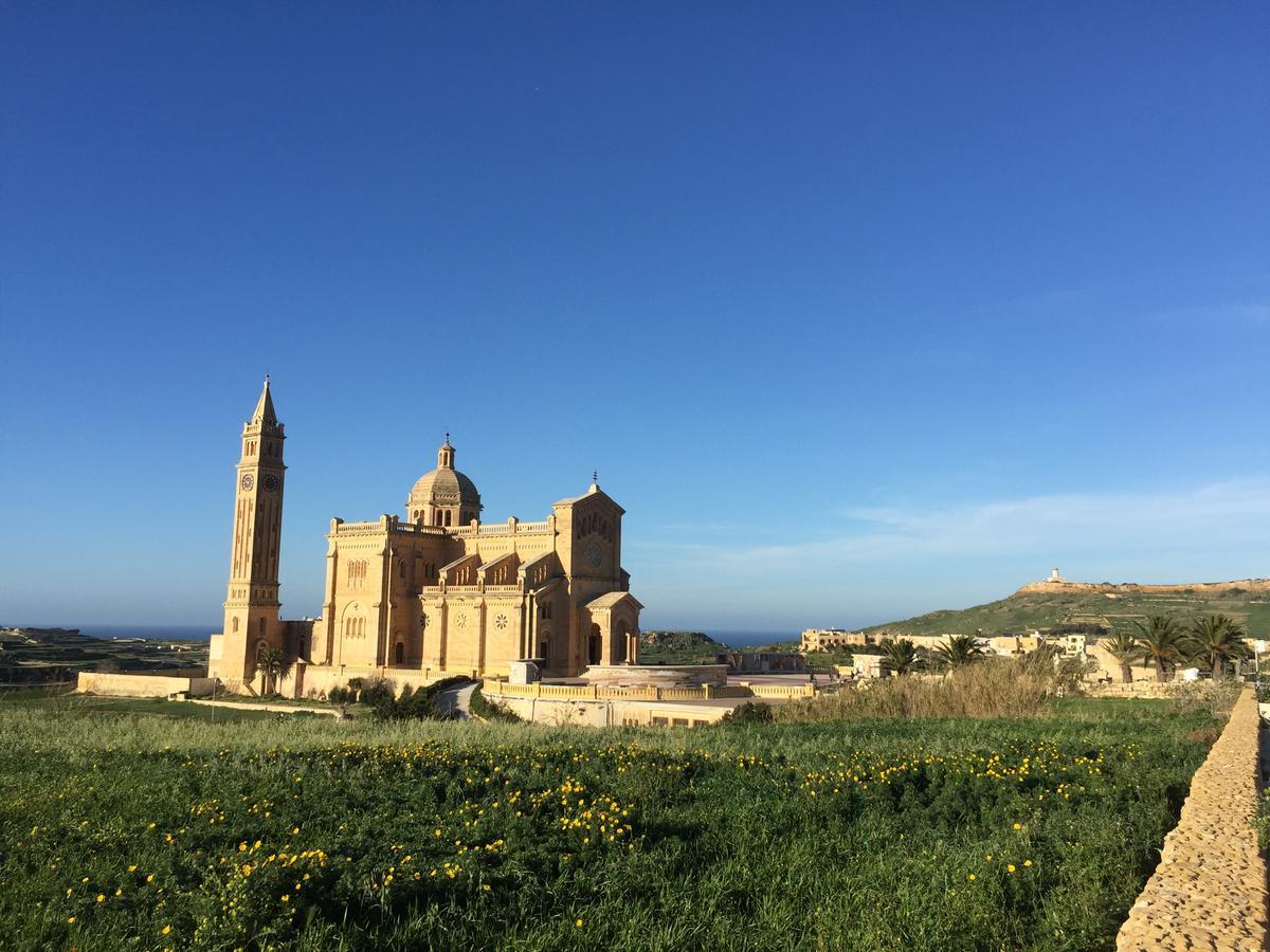 Taljola B&B Għarb Esterno foto