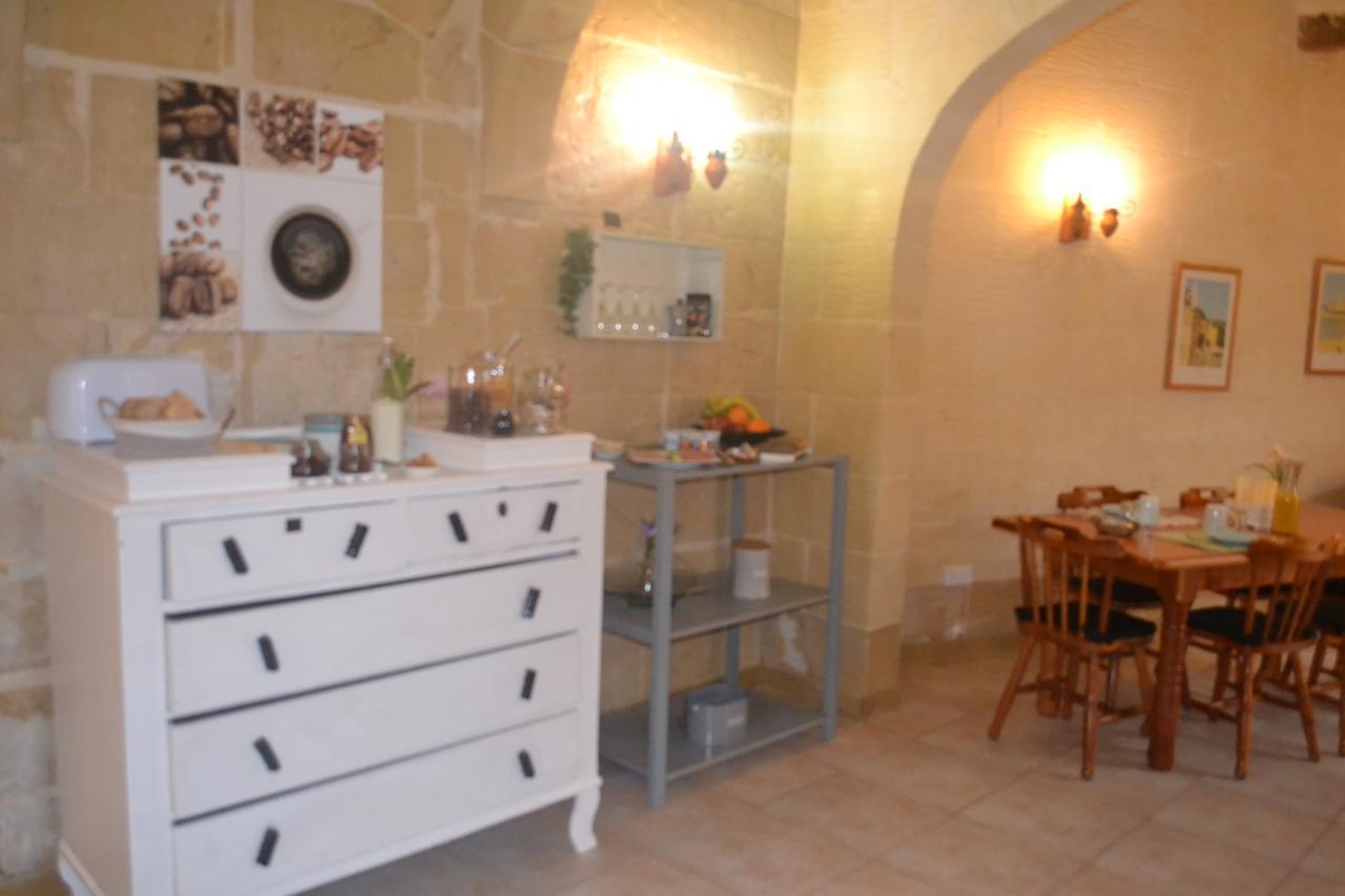 Taljola B&B Għarb Esterno foto